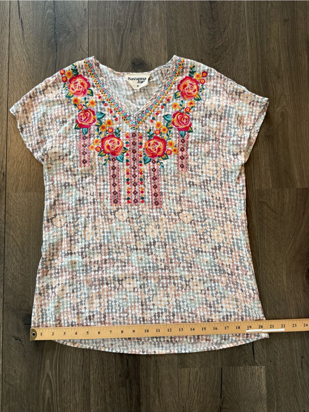 Savanna Jane Embroidered Floral Boho Tunic Top Medium V-Neck - Picture 6 of 6